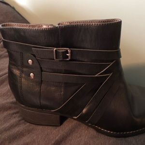 Black ankle boots